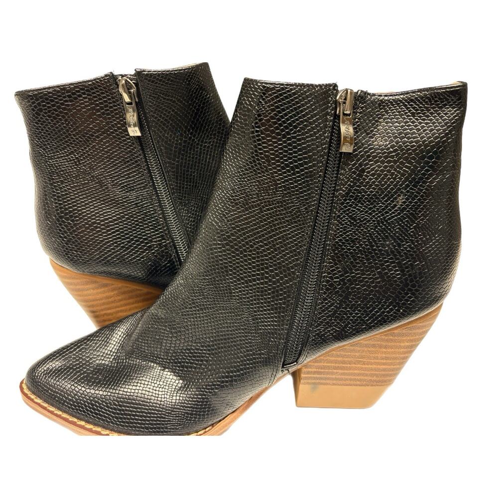 Arider Anklle Boots “ The Mamba” Leather Black Booties Heels Women’s Size 9